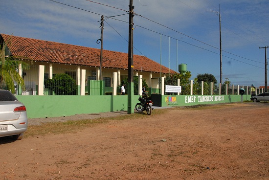 Escola Tancredo Neves