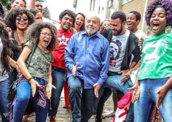 Governo 4: Lula precisa renovar o PT, não acomodar seus derrotados